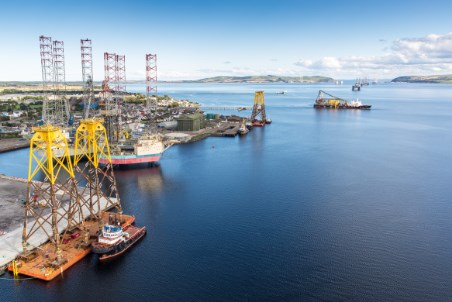 Port of Cromarty Firth and Gen2 Energy AS sign green hydrogen MoU - Vimarsana News