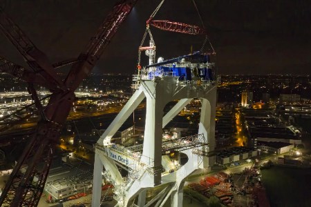 Van Oord expands heavy lift installation vessel