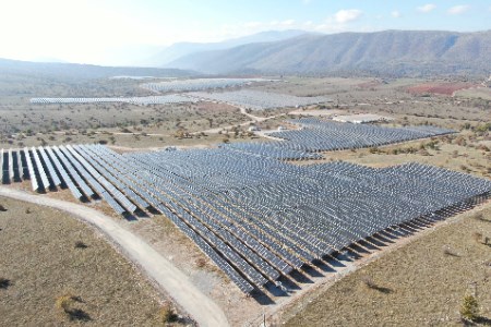 TotalEnergies divests 50% of a 424 MW portfolio in Greece