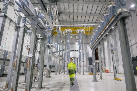 Iberdrola firma contrato para nuevos conectores eléctricos submarinos