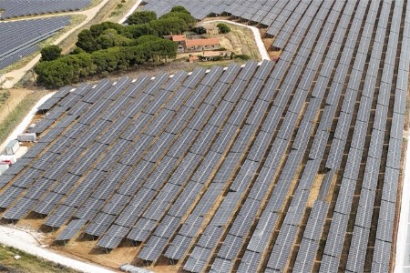 Iberdrola acquires Italian solar plant